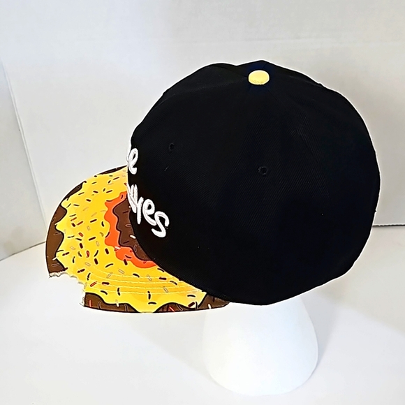 UNISEX.‎ The Embroidered Adjustable SnapBack Cap/Hip Hop Hat New - Picture 2 of 7